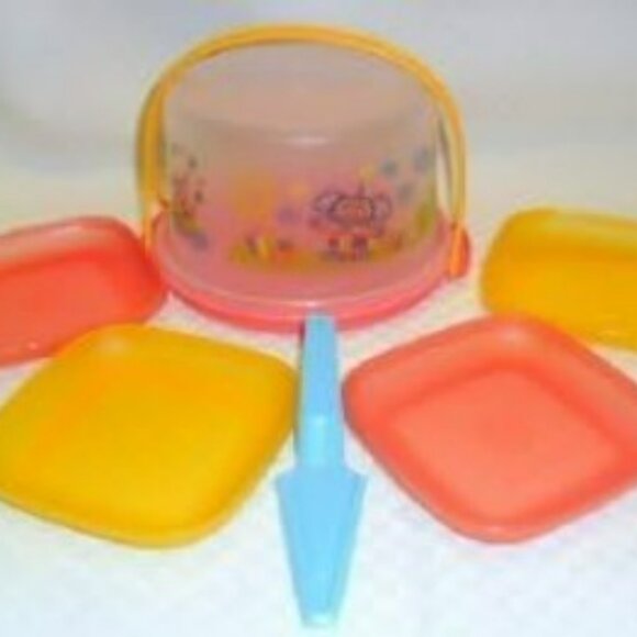 Tupperware Super Heroes Animal Mini CAKE Tea PARTY Serving Set Pitcher & Tumbler - Picture 2 of 3
